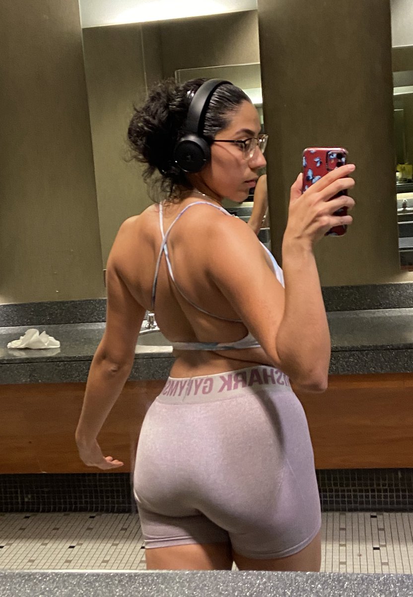 champagnedenn's tweet photo. Hey guys im kinda happy with my progress :”) https://t.co/gyO2fLncnp