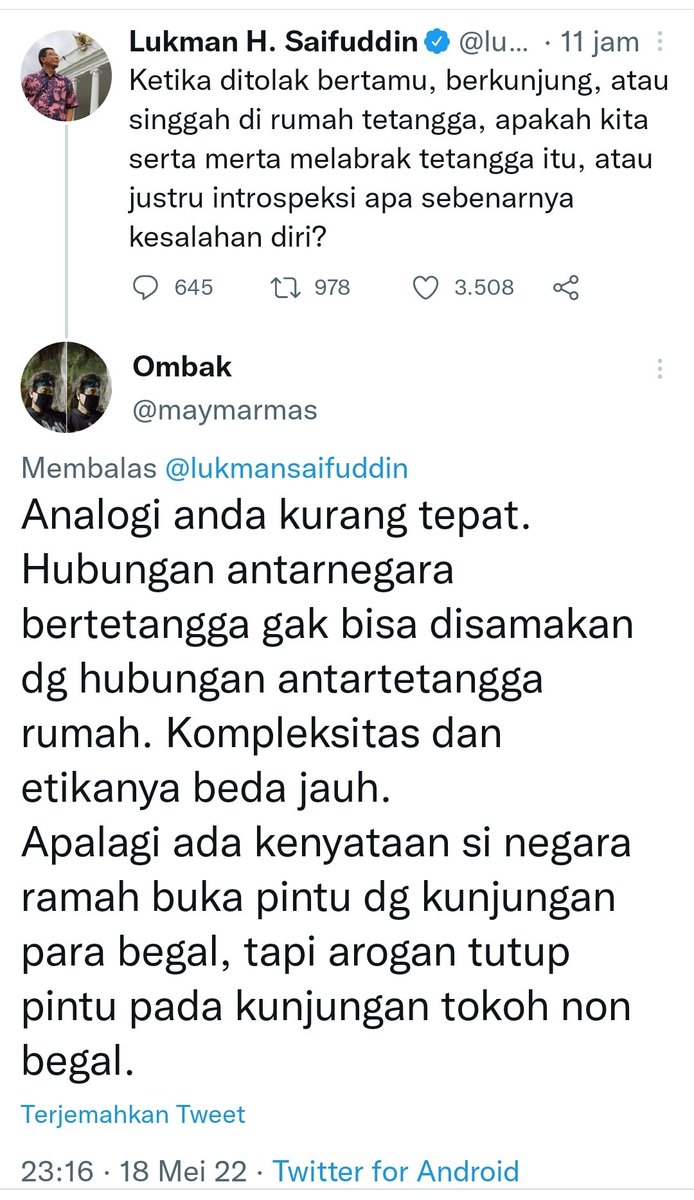 Nama : maymarmas
Usia : 29 tahun
Profesi : tukang Cilok keliling
Pendidikan : ijazah paket C SMP

Pembahasan : hukum Internasional Hubungan Antar Negara dikaitkan dengan standar aturan Imigrasi bagi Pendatang.

Misi : jangan larang ulama kami untuk shopping