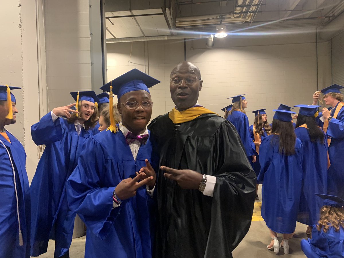 Thank you NLR 💙💛✌🏽 J.LEW HAS OFFICIALLY SIGNED OUT thank you for the best 4 years, along side the best WR out here 💯.