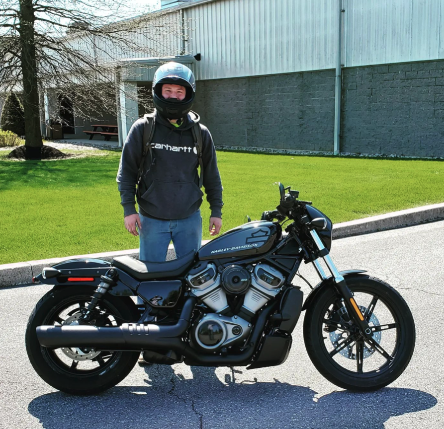CHDofReading's tweet photo. Congratulations Wyatt on your new 2022 RH975 Nightster in Vivid Black!
#harleydavidson #chdofreading #nightster #sportster #sporty#revolutionmax #revolution #975 #vividblack #freedommachine#letsride #firstharley https://t.co/irs3sQNnK9