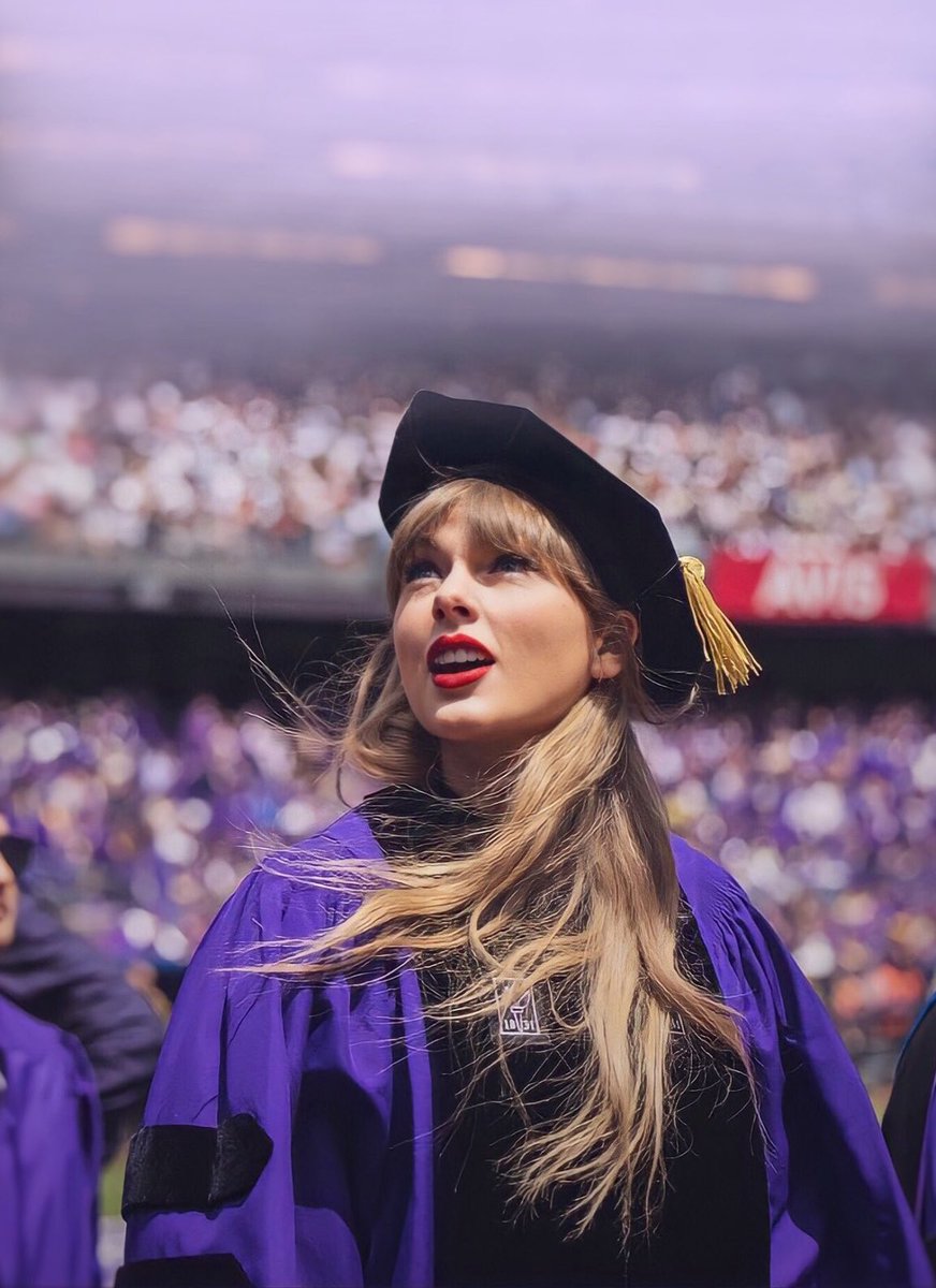 taylor π (@youpiayguitar) on Twitter photo iβm never forgetting today because today made me happy and excited for the future π thank you <a href="/taylorswift13/">Taylor Swift</a> iβm never forgetting today because today made me happy and excited for the future π thank you <a href="/taylorswift13/">Taylor Swift</a>