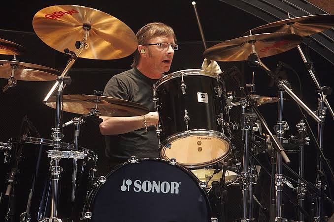 Happy 68th birthday to the drummer of AC/DC, Phil Rudd  