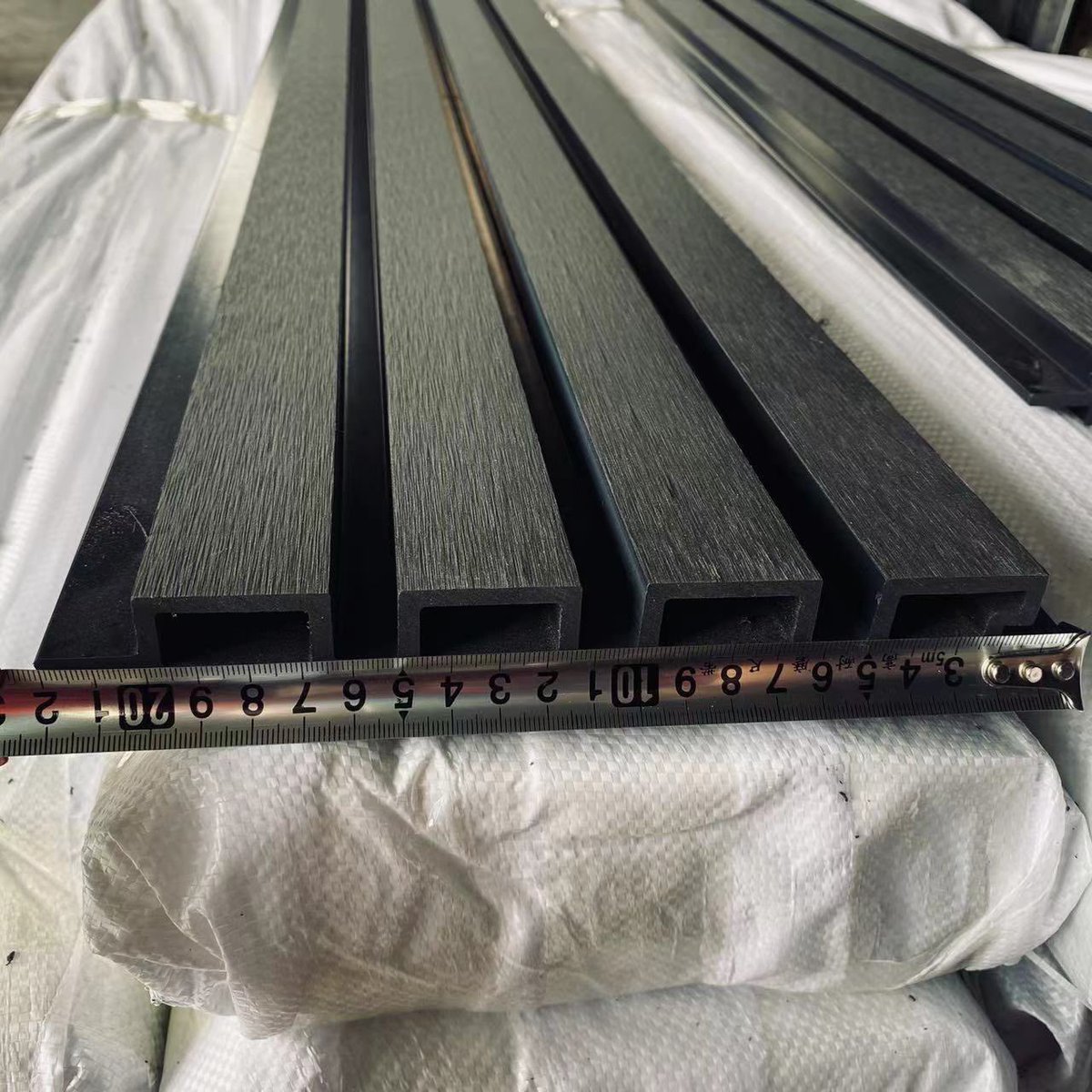 ConsmosWood's tweet photo. Consmos wood plastic product . E0 glue . Total healthy materials https://t.co/kvUnVekg5O