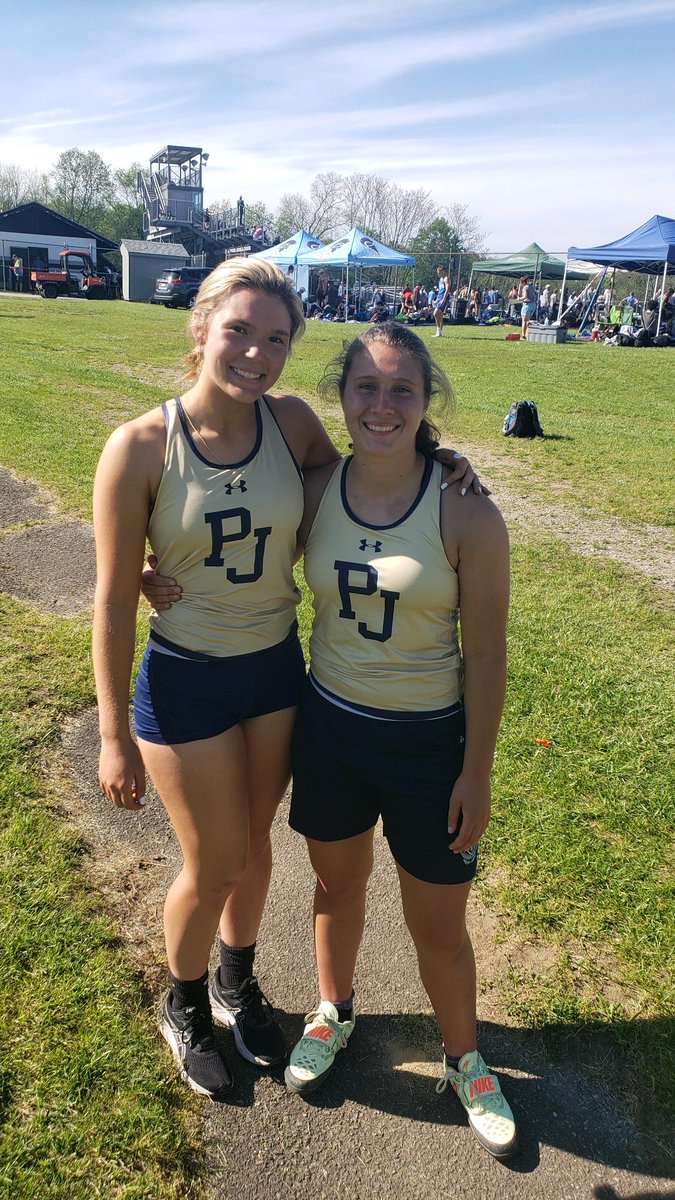 PJ23Track's tweet photo. Congratulations to Carly Sarisky (PR 106-0) and Madison Griffin (PR 105-7) for Placing 1st and 2nd in the Discus at the HWS Championships! https://t.co/Fiq2Hk6Cm1