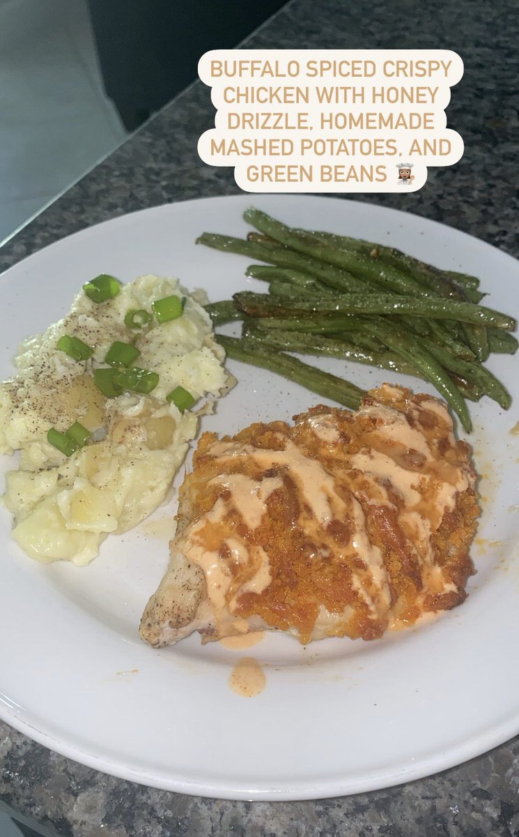 KarmynSiefring's tweet photo. guys, I used to never cook but now I love to cook 🤠❤️ https://t.co/X5NhZToAWr
