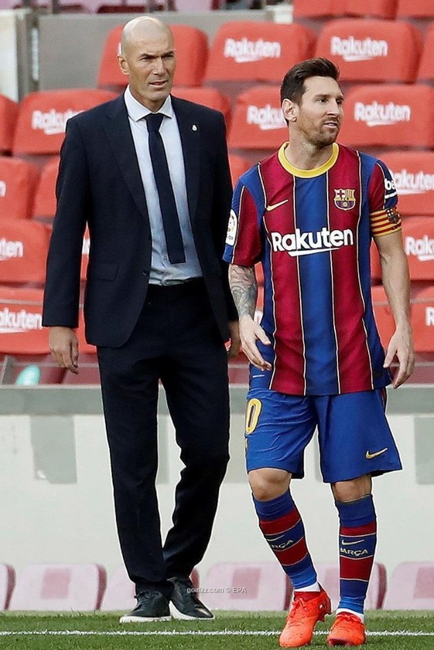 Guille10__'s tweet photo. 🗣️ Zidane sobre Leo:
"#Messi es el jugador más completo que vi en mi vida: el mejor pasador, finalizador y jugador"

Un madridista más, saliendo del clóset. https://t.co/RurVhD3fbt
