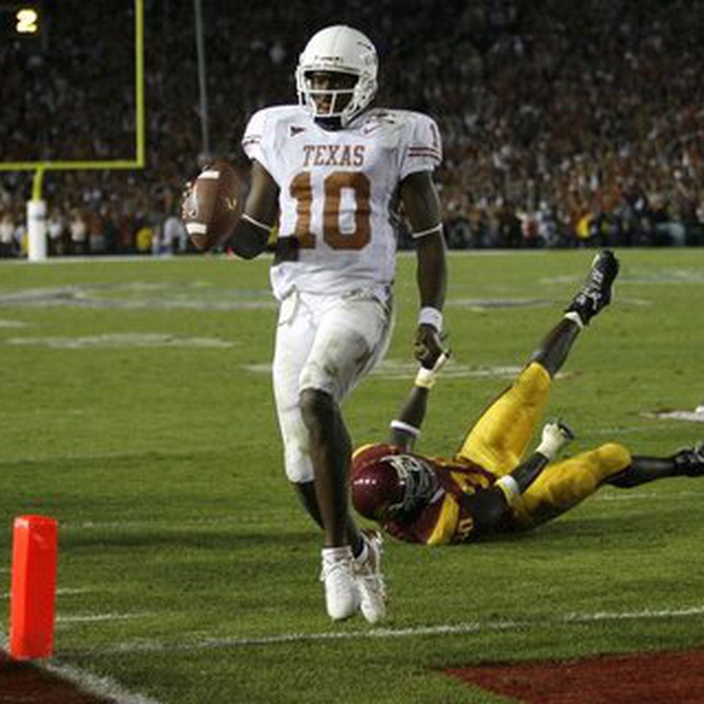 Happy Birthday to Vince Young .. 