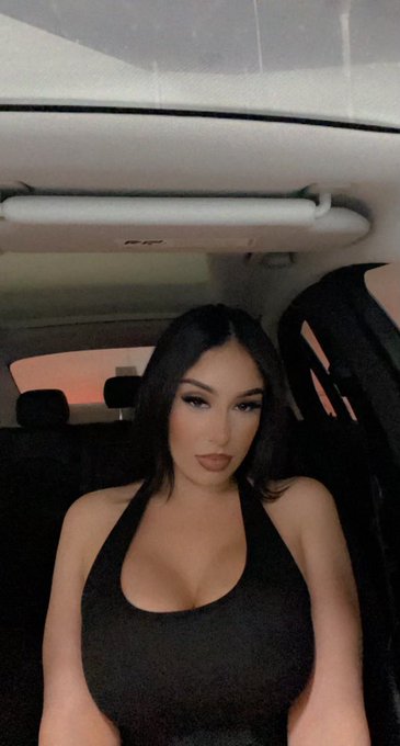 Watch missmichelleyg's leaked NSFW photo on TwXstars