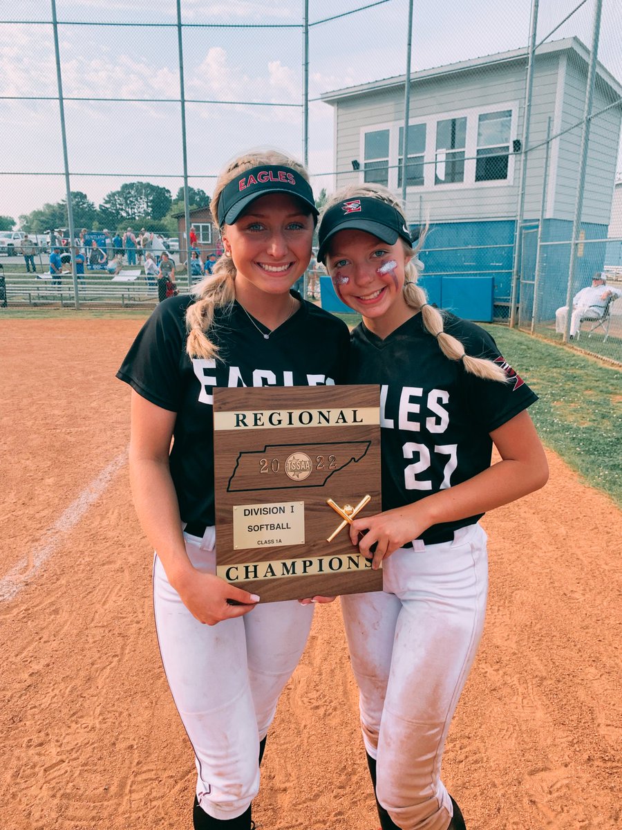 Substate bound! 4-1 against Huntland. <a href="/BellaBain2/">Bella Bain</a> <a href="/CoachFoti/">Antonino Foti</a> <a href="/JBMTSUsoftball/">Jeff Breeden</a> <a href="/CoachFrankReed/">Frank Reed</a> <a href="/coachK73/">Scottie Kilgore</a> <a href="/MT_Softball/">Middle Tennessee Softball</a> <a href="/GoMocsSB/">Chattanooga Softball</a>