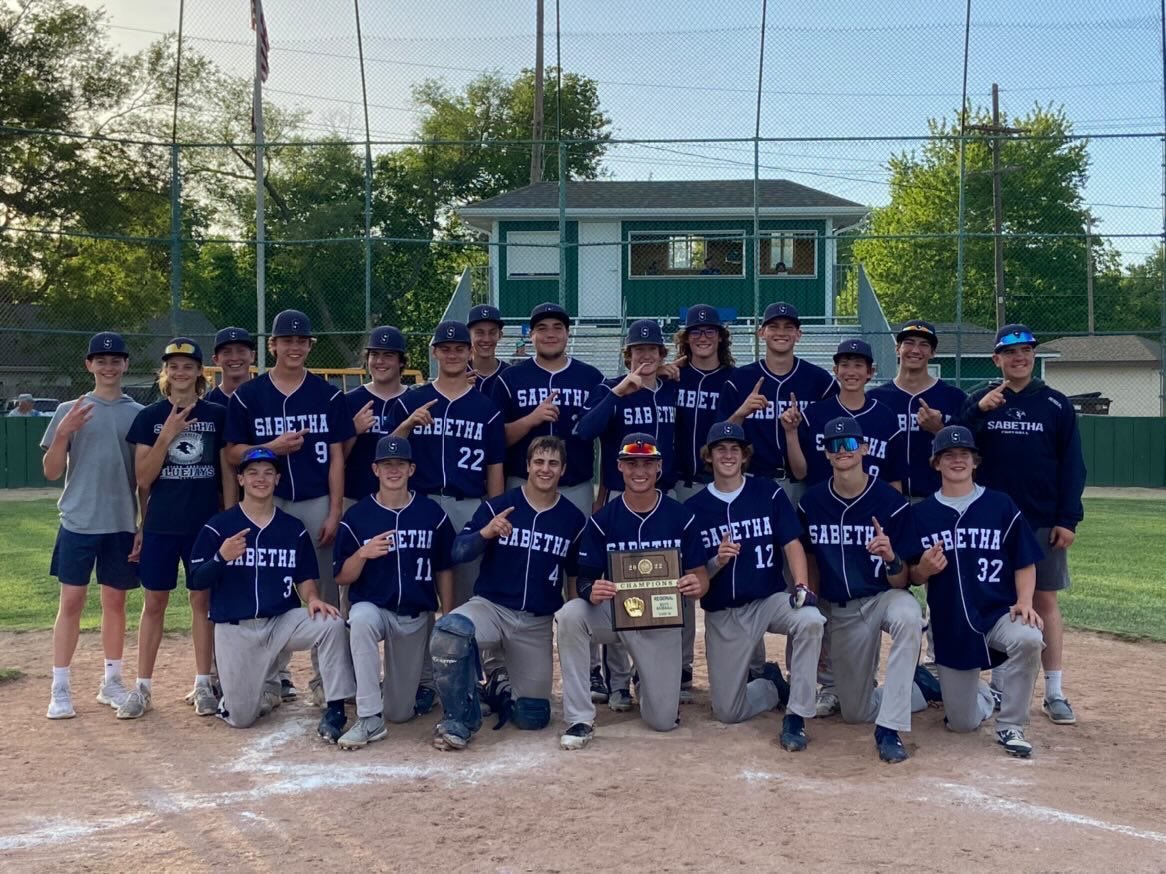 sportsinkansas's tweet photo. Sabetha ⚾️ is heading to the 3A state tournament with a 9-6 win over Jefferson West. Back to state for first time since 2019 when they took the 3A state title.
#sportsinkansas https://t.co/Dz5NZO6R6e