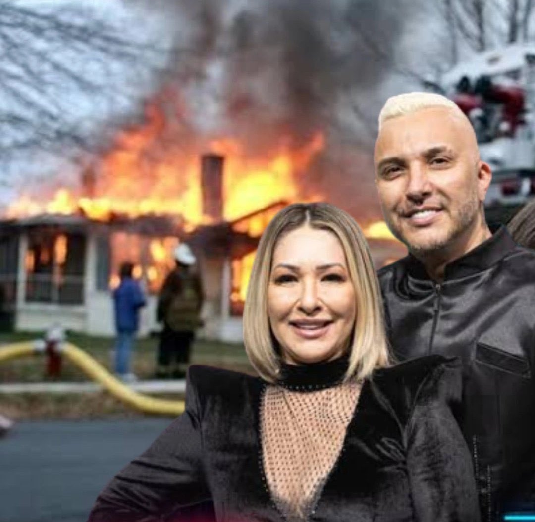 Petermartiins's tweet photo. O tombo vai ser grande com a volta desses dois casais amanhã, quero ver o povo recalculando a rota #DRPowerCouple https://t.co/oHp9Wt0xeQ