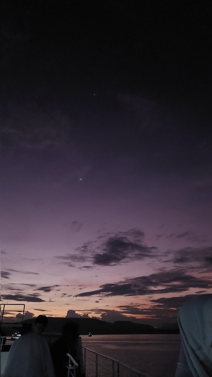 xgyth's tweet photo. hii bali https://t.co/S91GWqrQ9r