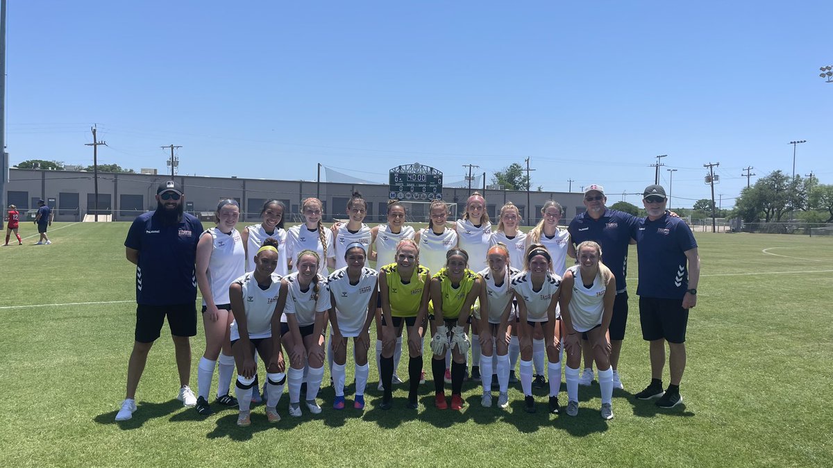 WhitneyT_22's tweet photo. Very grateful for the opportunity to play in the @tascosoccer senior all star game representing region 1! These girls and coaches are amazing and I am so blessed to be able to play and represent region 1! We are so happy with the hard fought, 2-1 win https://t.co/eB3y8ZKxGI