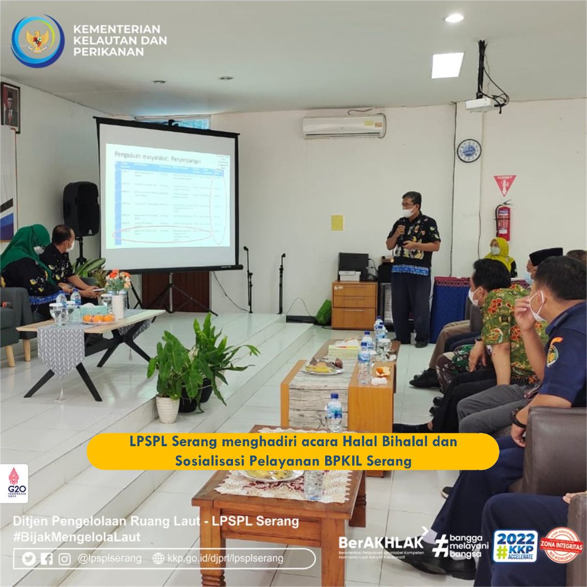 LPRLSerang's tweet photo. Serang, 17 Mei 2022. LPSPL Serang menghadiri acara Halal Bihalal dan Sosialisasi Pelayanan BPKIL Serang.
#KKP #KKPAccelerate #bijakmengelolalaut #ditjenprl
https://t.co/aeAUfIh9rf https://t.co/qIbmr5NNZA