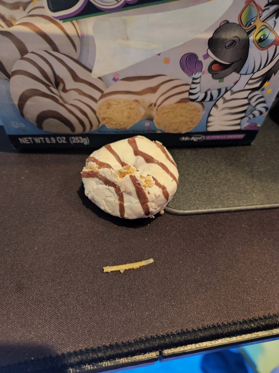 StupidPitbull's tweet photo. Hey @LittleDebbie do you mind not trying to kill my kids. That is a piece of ziptie that came out of a mini zebra donut. https://t.co/e5gwiRZEzE