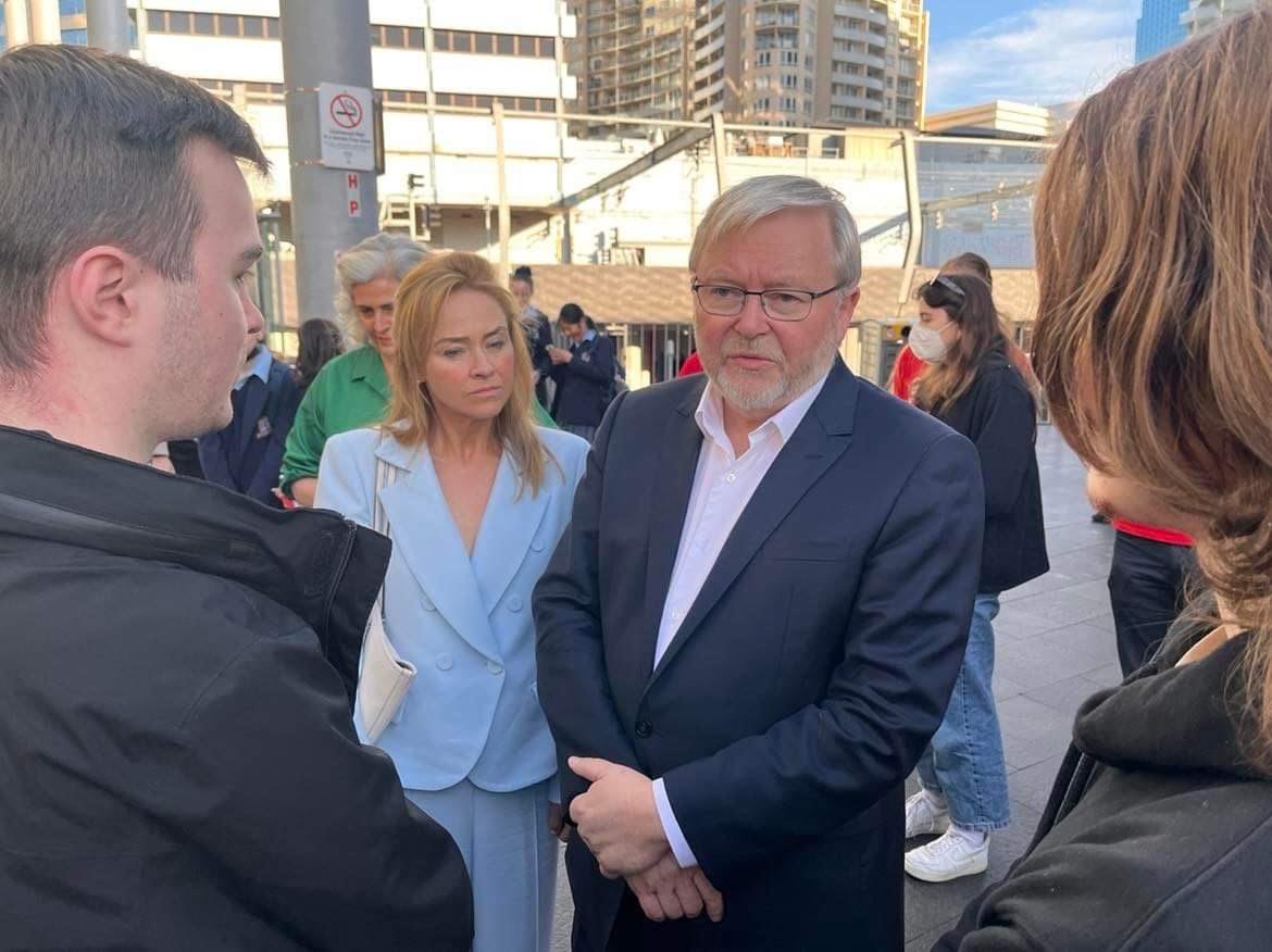 MrKRudd's tweet photo. Another good, strong reception for @Renshaw4NthSyd in Chatswood today. Morrison, Joyce and Zimmerman have taken North Sydney for granted. The only way to get rid of Morrison is to vote for Professor Catherine Renshaw—our candidate. https://t.co/yggzbNKW3z