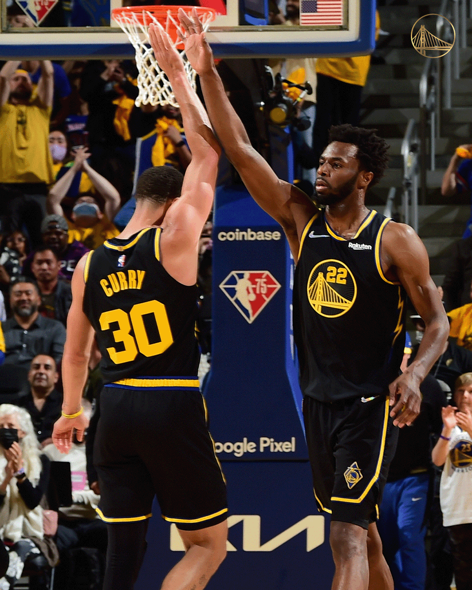 Shout-out to <a href="/AzukiOfficial/">Azuki</a> holder <a href="/22wiggins/">andrew wiggins</a> for putting up an All-Star performance in the first game of the @nba WCF. Looking forward to seeing Wiggins and fellow Azuki holder <a href="/andre/">andre</a> win the trophy this year. 🙌🏆