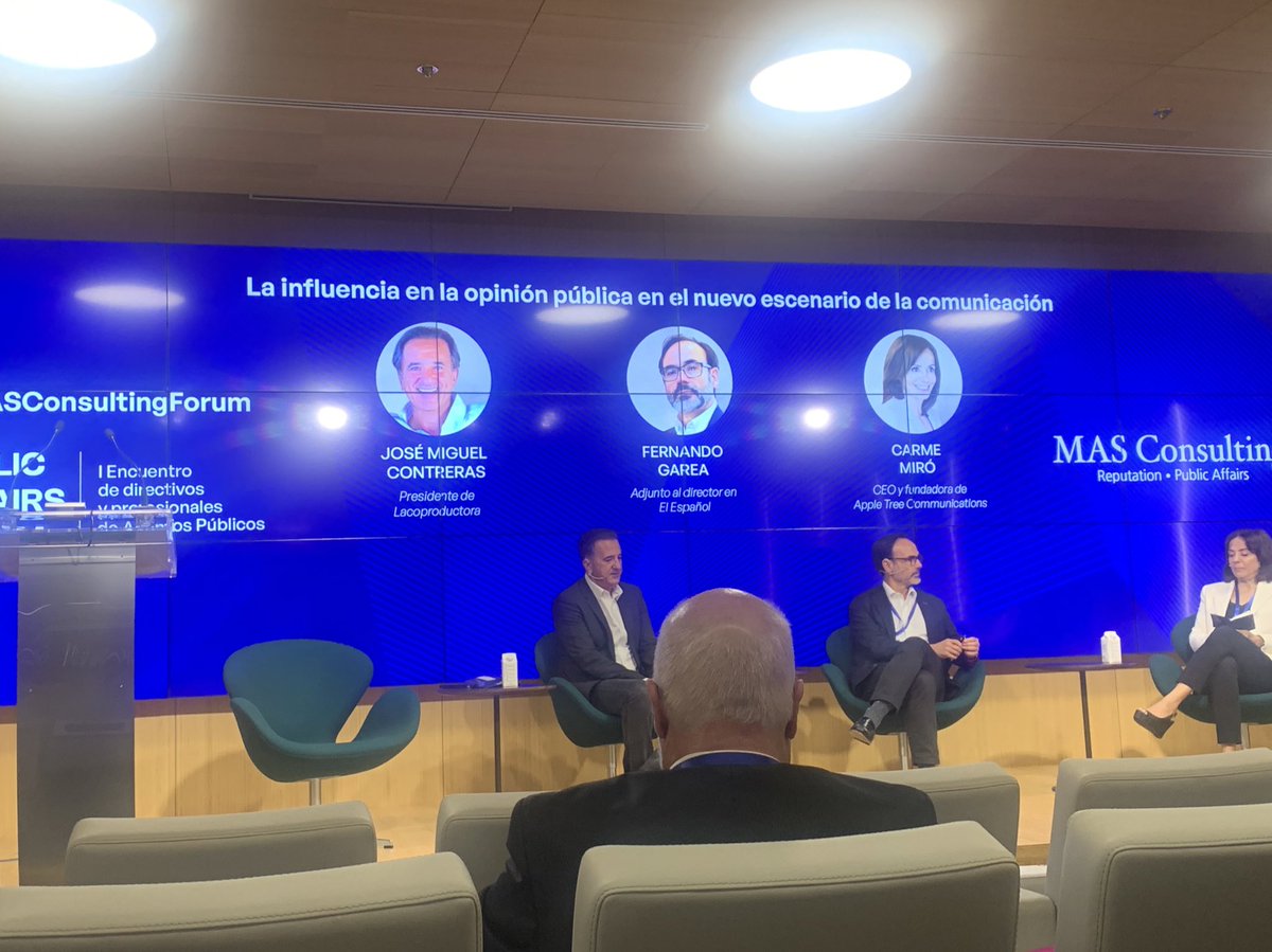 En #MASConsultingForum, interesantísimo debate sobre la influencia en la opinión pública hoy. <a href="/Fgarea/">Fernando Garea</a>: “los intereses legítimos de los medios no impiden que la información sea honesta”