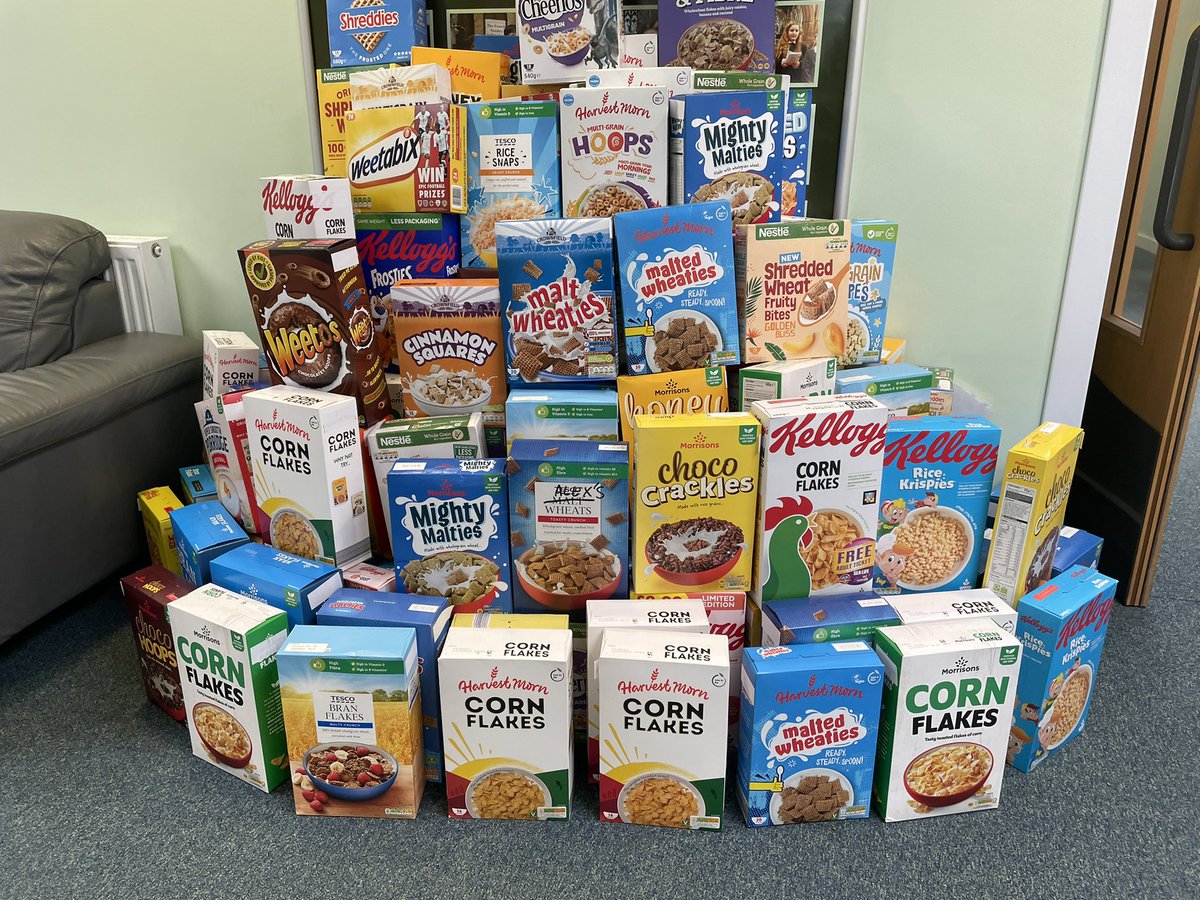 WillowsCE's tweet photo. We’ve now collected 171 boxes for our Domino rally for @SOAFoodbank. We’ve reached 1851 - the year of The Great Exhibition. A week left to make donations. Would any local supermarkets like to contribute too? @MorrisonsUpon @LIDLGB @Tesco @AldiUK @waitrose @sainsburys https://t.co/4hllW0p8Z7