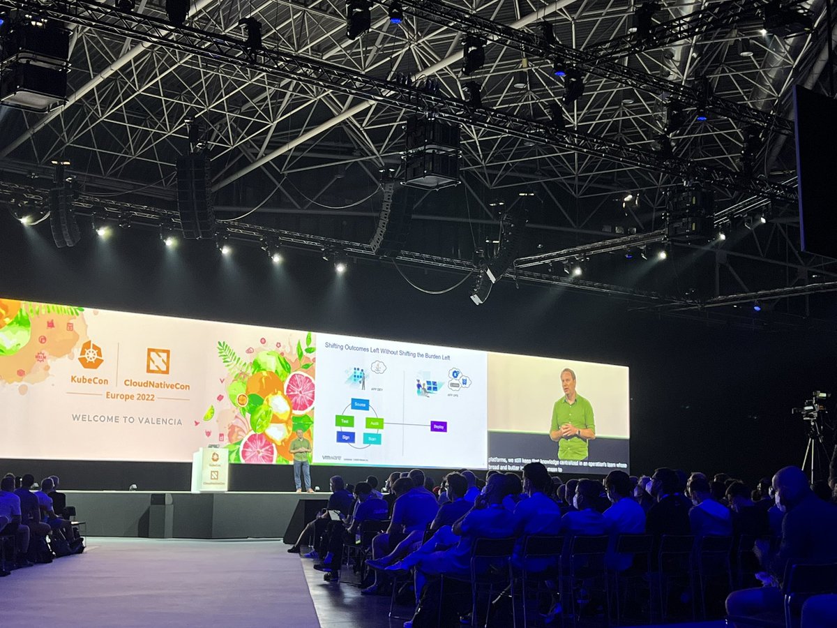 Great start to #KubeConEU day-2! <a href="/nebhale/">Ben Hale</a> talking about #DeveloperExperience and the importance of reducing complexity without sacrificing flexibility, shifting outcomes left without shifting the burden left, &amp; ensuring consistency and security without giving up agility! #KubeCon