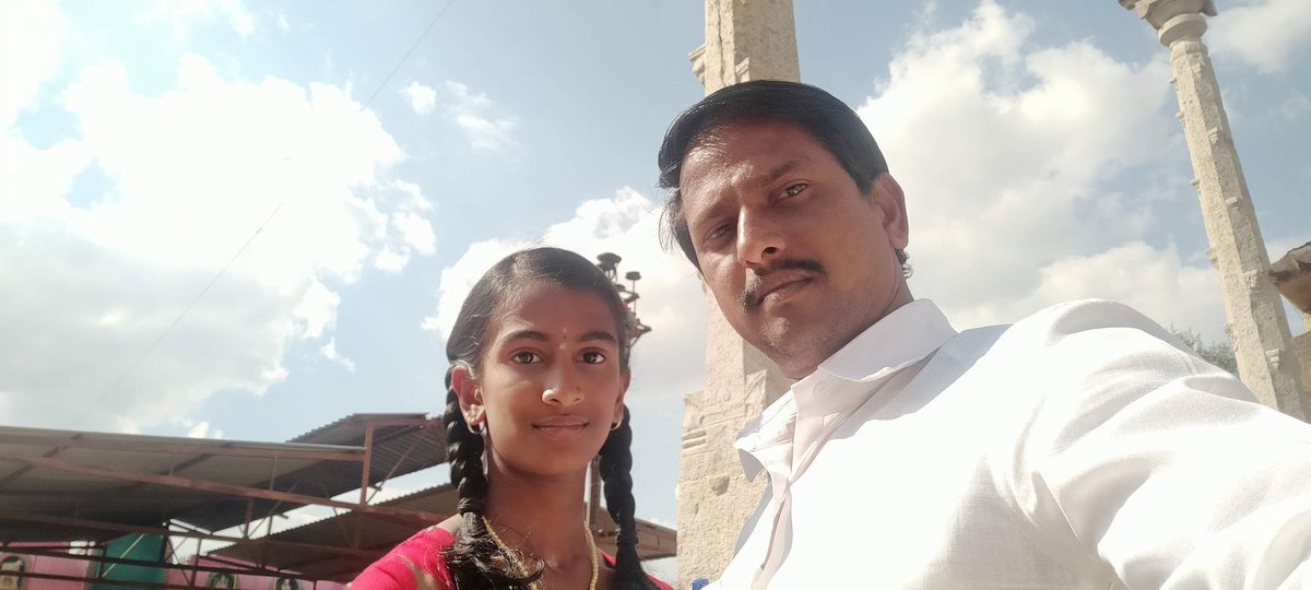 Basavar61745069's tweet photo. 💐💖ಎಸೆಸ್ಸೆಲ್ಸಿ ಎಕ್ಸಾಮಿನೇಷನ್ ಅಲ್ಲಿ 625ಕ್ಕೆ 623 ಅಂಕಗಳನ್ನು ಪಡೆದ ಅಣ್ಣನ ಮಗಳಿಗೆ ಶುಭಾಶಯಗಳು 💐💖 https://t.co/urLYrXyUKi