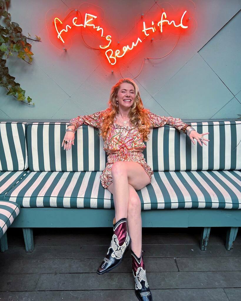 - ACCESS -

Not everybody deserves it!!

🔑Who you give access to is a CHOICE, your choice!

👉🏻You choose who gets to join the club
👉🏻You choose who gets access to the VIP section
👉🏻You choose who isn’t allowed entry
and
👉🏻👉🏻👉🏻You CAN choose to revoke… instagr.am/p/Cdu0n0Yurdo/