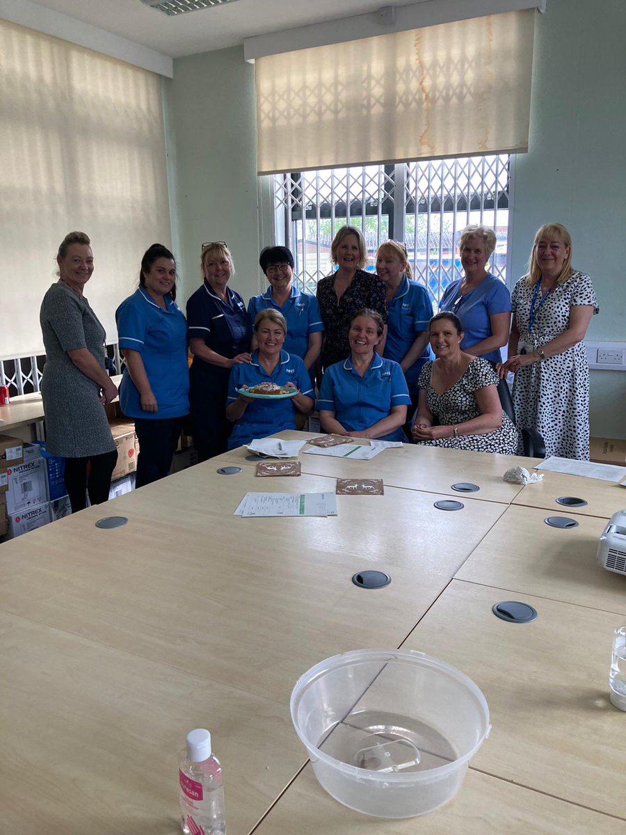 What a lovely productive  afternoon with our fantastic Treatment Room ladies today,some great ideas on shaping the service of the future, thanks for the lush cake too Margaret Bainbridge @Plummer69Susan @lisalainton65 @MMalkin_ @helshow1 @StockportDNs @StockportNHS