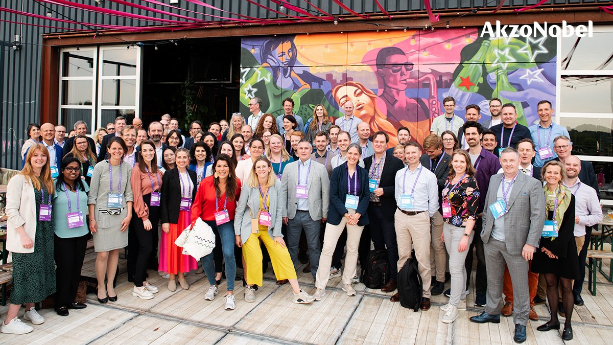 AkzoNobel tweet media