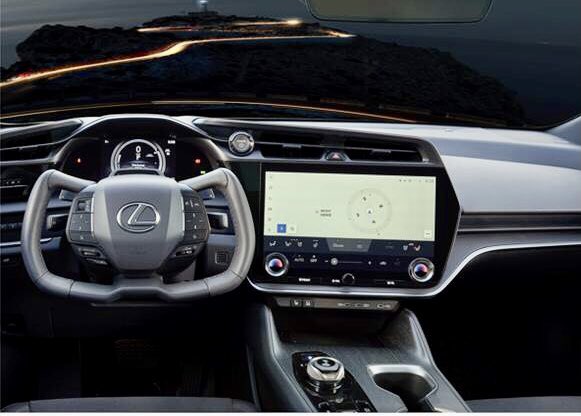 automotorcope's tweet photo. Hoy estoy conociendo el nuevo #RZ450e #LexusRZ #electrico #electricvehicles #EV con novedades tecnológicas como el #OneMotionGrip con #volante #SteeringYoke y la dirección #steerbywire #SUV electrico premiun #LexusElectrified #Autonovedades #coches #auto #motor #Radio @COPE https://t.co/9BrDE7qlIC