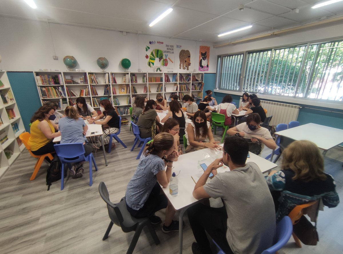 ceipmmozgz's tweet photo. ♻️🔚 PATIOS X EL CLIMA 🌍🌎🌏

💪 Semana de trabajo intenso para últimos pasos en diseño de nuestro patio: martes,  el profesorado, y miércoles con todos los agentes ✏️🤔🏫

🙌 Última sesión con la dinamización de @NomadasEdAmb @AuPro_SCoop
#ceipmmozgz #PatiosXelClima #ReCreando https://t.co/jGlGINCeCS