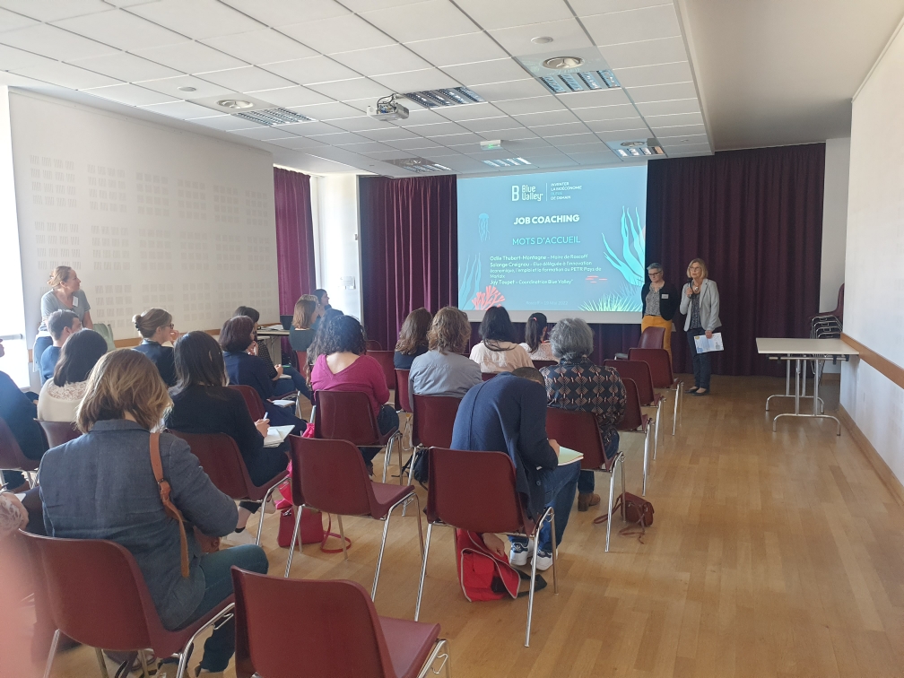 Aujourd'hui et jusqu'à 17h30, se déroule le Job Coaching <a href="/bl_valley/">Blue Valley®</a> à Roscoff destiné aux #étudiants, Doc &amp; Post-Doc, ingénieurs, contractuels de #recherche, demandeurs d'#emploi.
👉Toutes les infos : campusmer.fr/agenda-job-coa…