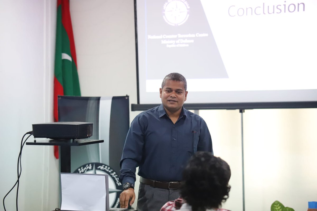 NCTCMaldives's tweet photo. Our activities in #HafthaRes for the Youth community of V.Atoll "The Role of Youth for a peaceful and Resilient Society" is underway. 
@MoYSCEmv @MoEdumv @MoGFSSmv @PoliceMv @IUM_official @maldivianrc @VaavCouncil @HopeforWomenmv https://t.co/fjKthlF5IH