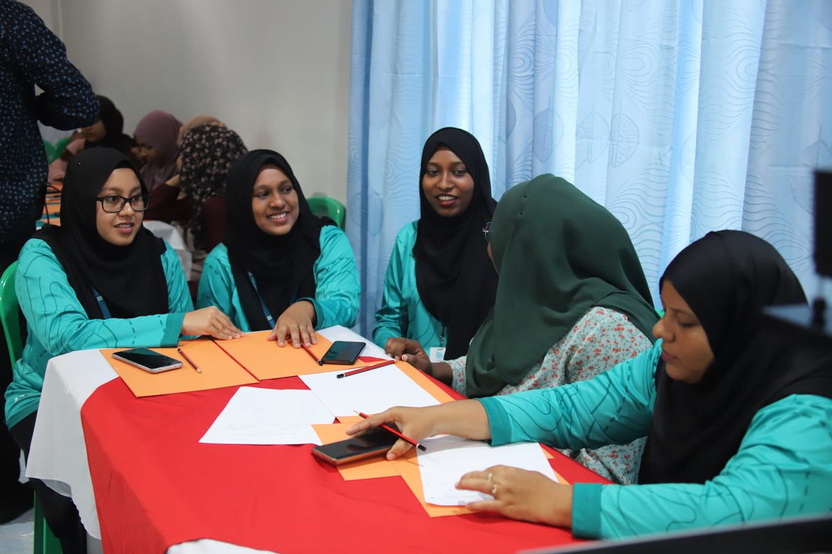 NCTCMaldives's tweet photo. Our activities in #HafthaRes for the Youth community of V.Atoll "The Role of Youth for a peaceful and Resilient Society" is underway. 
@MoYSCEmv @MoEdumv @MoGFSSmv @PoliceMv @IUM_official @maldivianrc @VaavCouncil @HopeforWomenmv https://t.co/fjKthlF5IH