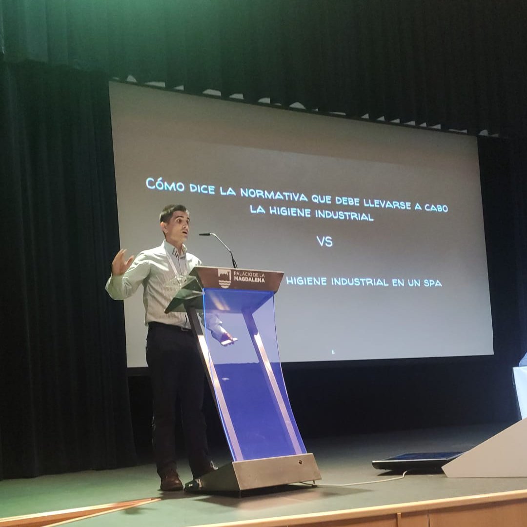 AEHIinfo's tweet photo. Pablo Medina de @PrevenControl: "¿Cómo puede un técnico de prevención de un #SPA desarrollar sus funciones en las 400 o 500 empresas que tiene asignadas?
 #II_Simposio_Higiene_Industrial 
@ICASST @INSST_MITES_GOB https://t.co/U6elIOnO6k