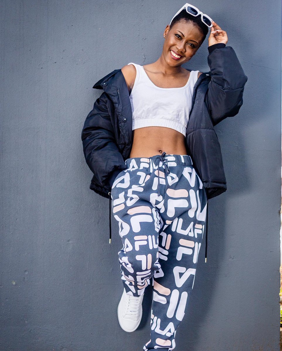 callherthato's tweet photo. @Fila_RSA said sweater weather Thatooooo ❄️

#ThatoxFila #aw22 https://t.co/FQNNHPnbYR