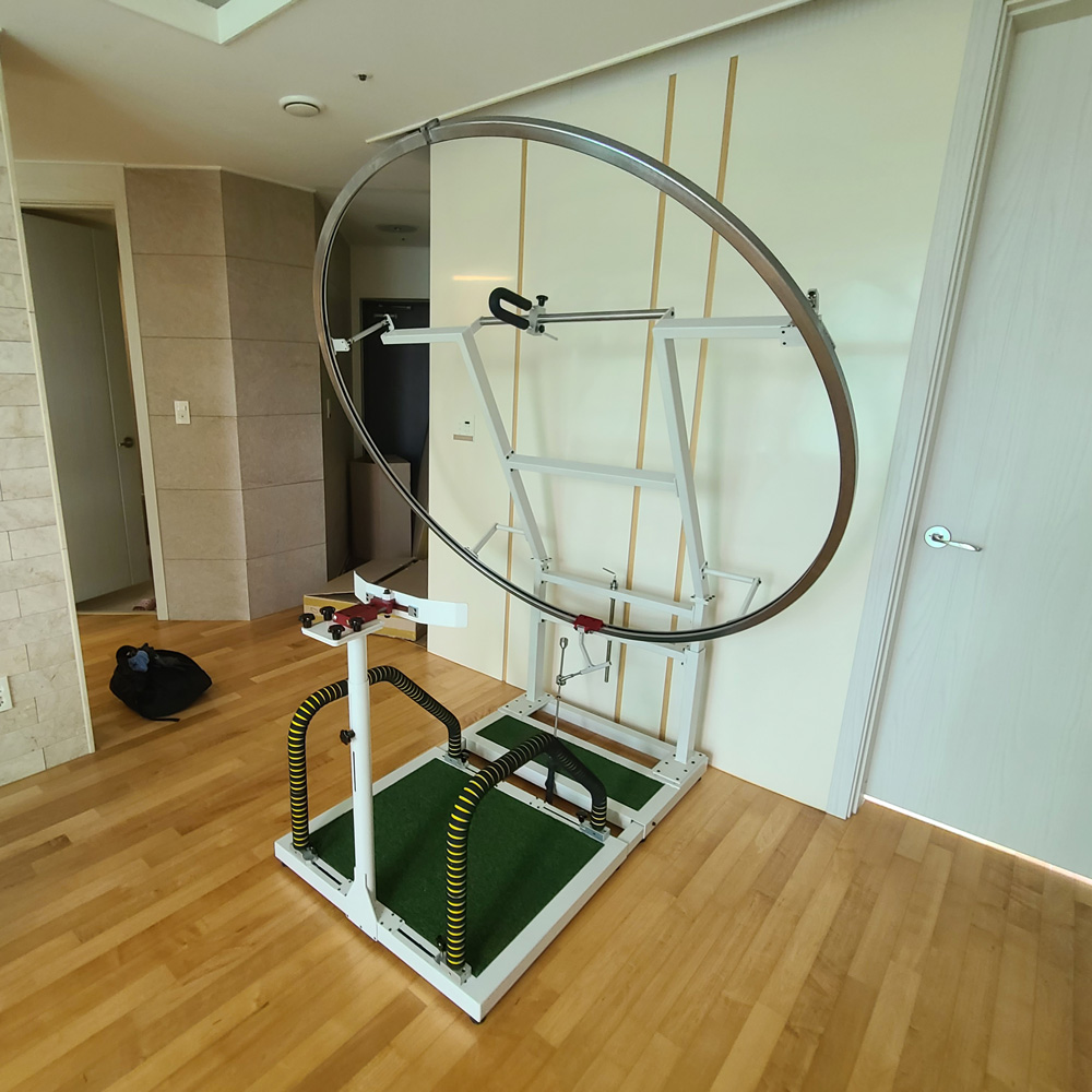 Proswing_Inc's tweet image. 대전 유성 시티**뷰 거실 (프로스윙머신 설치)
(주)프로스윙은 오직 골프스윙 연습교정기만 연구제조 합니다.
proswing.kr
제품문의: 1899-66373 / 전국무료 직배송설치
#골프궤도연습기 #골프궤도교정기 #골프스윙각도교정 #골프레슨기계 #드라이버자세교정기 #아이언자세교정기