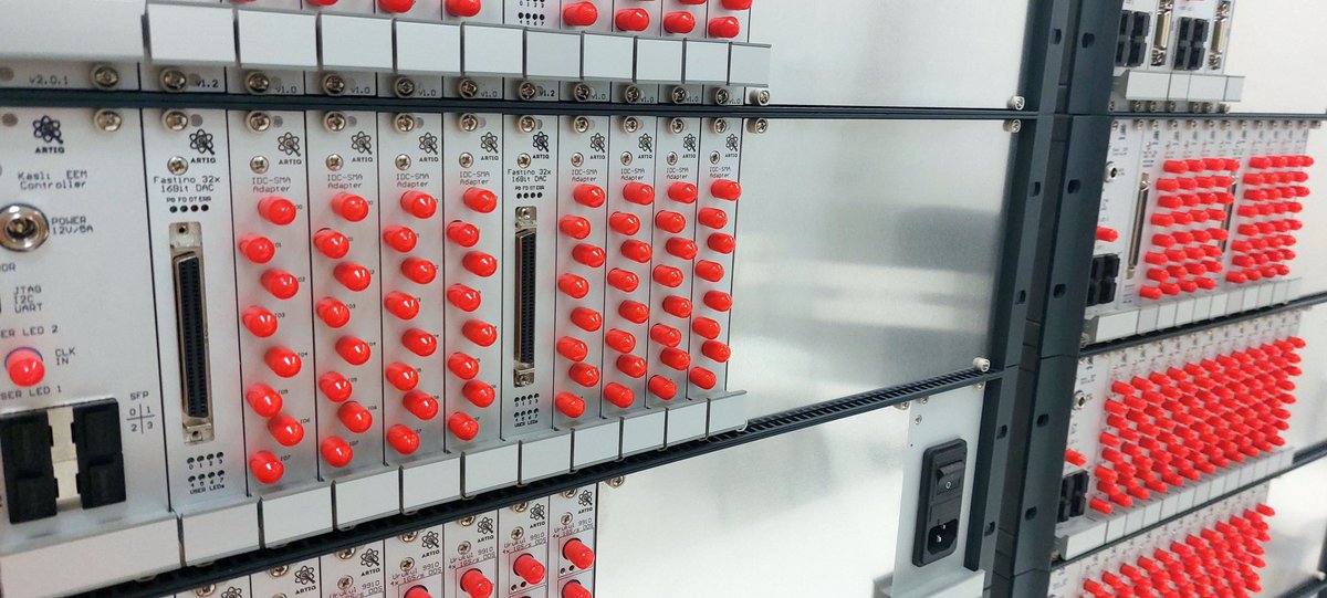 CreotechSa's tweet photo. We have delivered 10 Sinara systems to the Max Planck Institute for Quantum Optics, which include the three largest systems we have ever produced👏 integrating digital (DDS), analog (DAC) channels and a clock signal distribution circuit.
#Creotech #Sinara #quantum #photonics https://t.co/gA982hw5vM