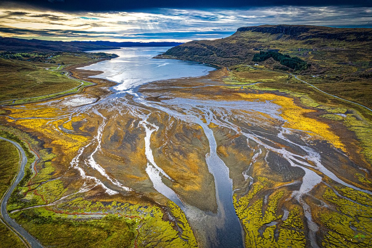 𝙈𝙤𝙣𝙙𝙖𝙮 𝙈𝙤𝙧𝙣𝙞𝙣𝙜 𝙞𝙨 𝙃𝙚𝙧𝙚 𝘼𝙜𝙖𝙞𝙣!! 𝘽𝙧𝙞𝙣𝙜 𝙞𝙩 𝙤𝙣! 😆

𝘞𝘦 𝘩𝘢𝘷𝘦 𝘢𝘯 𝘢𝘦𝘳𝘪𝘢𝘭 𝘴𝘩𝘰𝘵 𝘰𝘧 𝘵𝘩𝘦 𝘚𝘢𝘭𝘵 𝘔𝘢𝘳𝘴𝘩𝘦𝘴 𝘢𝘣𝘰𝘷𝘦 𝘓𝘰𝘤𝘩 𝘚𝘭𝘢𝘱𝘪𝘯 𝘰𝘯 𝘵𝘩𝘦 𝘐𝘴𝘭𝘦 𝘰𝘧 𝘚𝘬𝘺𝘦

#Skye #Scotland #djiglobal