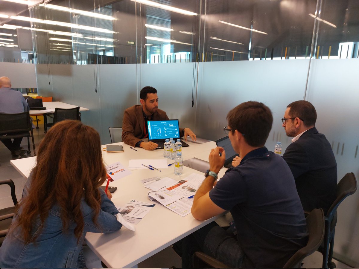 simetria_grupo's tweet photo. Hoy estamos en @LaNaveMadrid, en la jornada final del programa #AncesOpenInnovation para conocer más sobre las soluciones que las startup han presentado al reto planteado por #Indertec
@AncesSpain https://t.co/K2tCs0LeNp