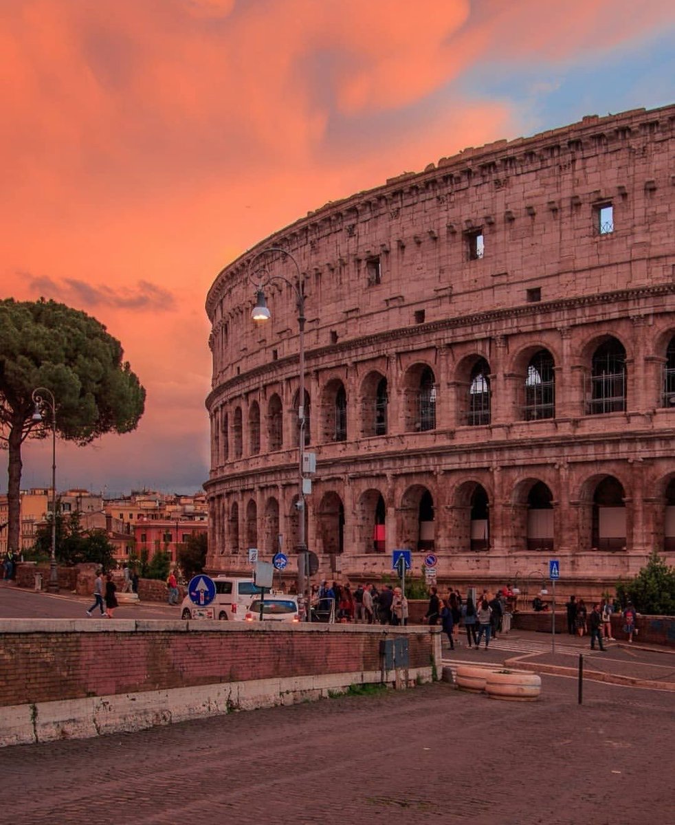 sussooss's tweet photo. necesito hacer un viaje a Italia https://t.co/lKrAXUGZuM