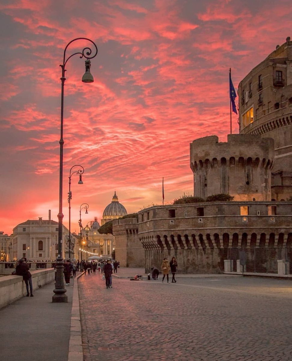 sussooss's tweet photo. necesito hacer un viaje a Italia https://t.co/lKrAXUGZuM