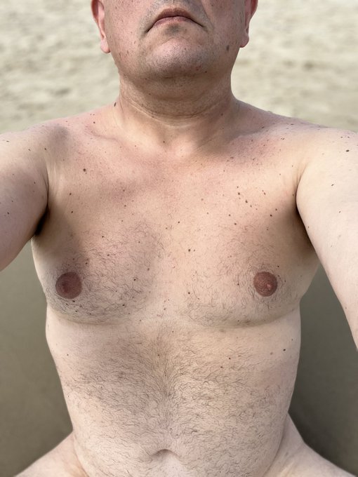 Visiting Studland Naturist Beach today - anyone interested in joining me there? #nude #beach #nudist<a href="/tag/beach"class="tags"><span>#beach</span></a><a href="/tag/nude"class="tags"><span>#nude</span></a><a href="/tag/daddy"class="tags"><span>#daddy</span></a><a href="/tag/zaddy"class="tags"><span>#zaddy</span></a><a href="/tag/nudist"class="tags"><span>#nudist</span></a><a href="/tag/bournemouth"class="tags"><span>#bournemouth</span></a>