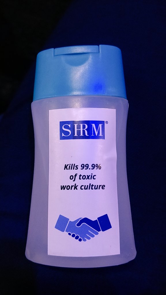 jonas1hr's tweet photo. Haha.. love this @SHRMindia @vikramtatwani @akki_star @ArchanaJerath @AchalKhanna1 #SHRMTech22 https://t.co/1g1ytQnSy9