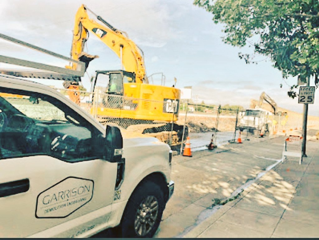 GarrisonDemoEng's tweet image. We partnered with a great @kiewit team as a #DVBEcontractor with the help of the amazing #diversityandinclusion advocates at @cpm_logistics on the Northern California 101 expansion project. @GarrisonDemoEng completed the #demolition of over 20,000 S.F. of existing soundwalls