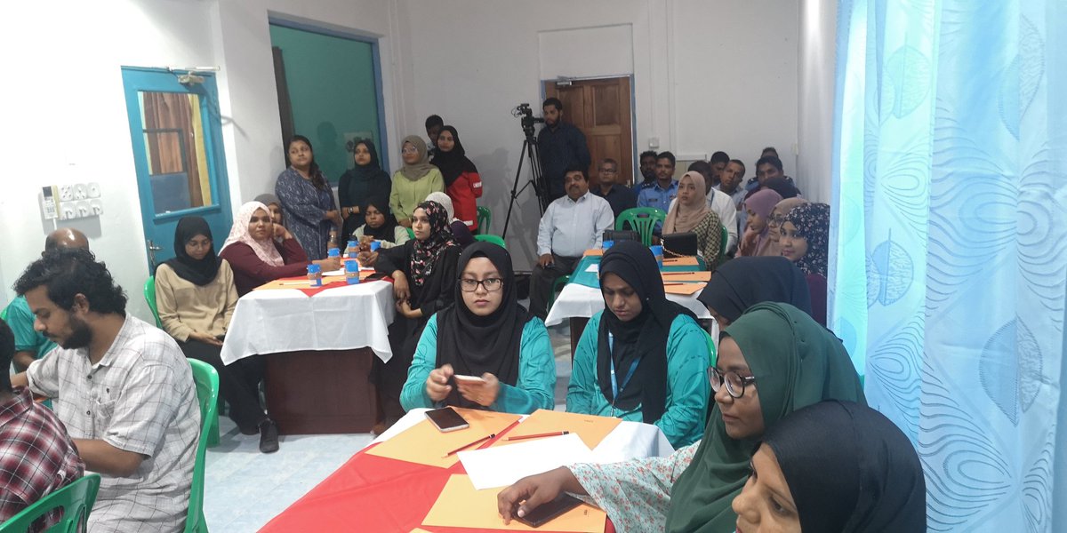NCTCMaldives's tweet photo. Youth day of V.Atoll #HafthaRes starts with the opening remarks by @VaavCouncil President Shujau Ali. In today’s session 25 participates from across V.Atoll.
@MoYSCEmv @MoGFSSmv @PoliceMv @IUM_official @maldivianrc @MoEdumv @HopeforWomenmv https://t.co/1ToxH0XL8q