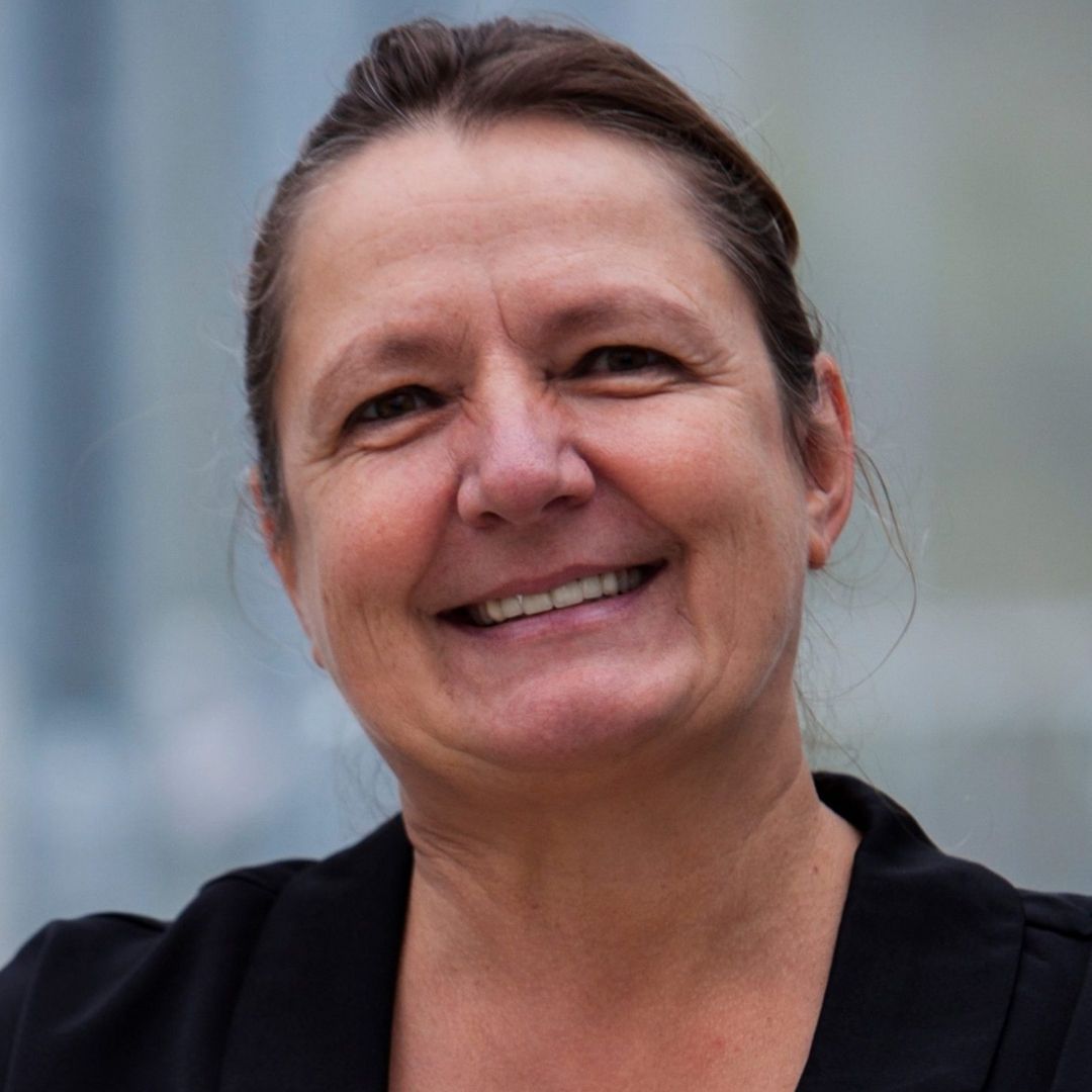 🎊Fish physiologist <a href="/GudrunDeboeck/">Gudrun De Boeck</a> from #TeamHB6 is leading the new <a href="/ECOSPHERE_UA/">ECOSPHERE</a> research group at the Antwerp Uni. The group will conduct cutting-edge #ecological #research to come up with critical #environmental management decisions.
uantwerpen.be/en/research-gr…
#WomenInLeadership