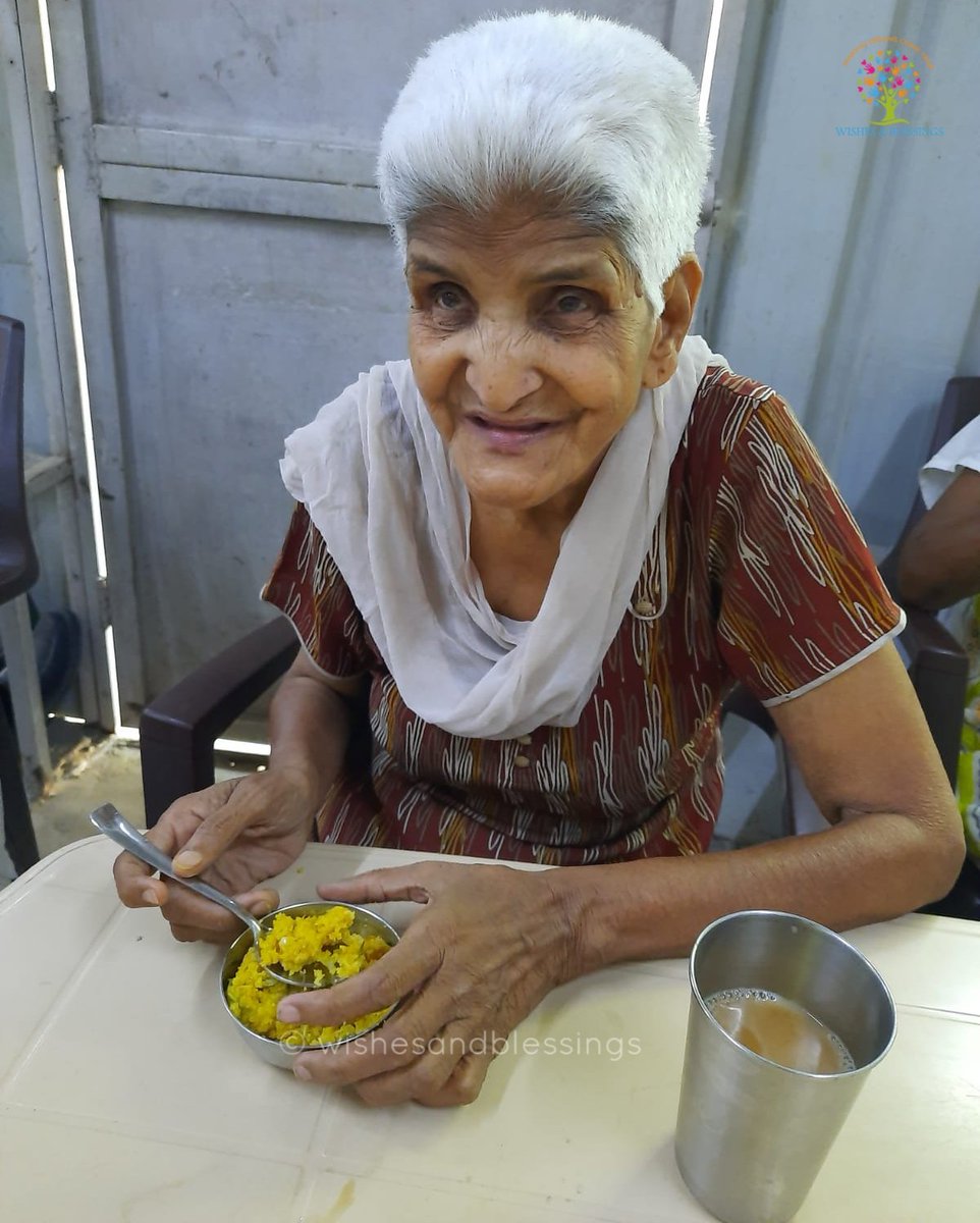 wishesblessings's tweet photo. Breakfast is the first and most important meal to kickstart the day.
What did you have for breakfast?
.
.
#dailymealsprogramme #donate #oldagecare #oldagehomes #seniorcitizens #MannKaTilak #charity #ngoindia #ngoindelhi #joinforacause #nonprofitwork #wishesandblessings #wbcares https://t.co/hkYefwgkca