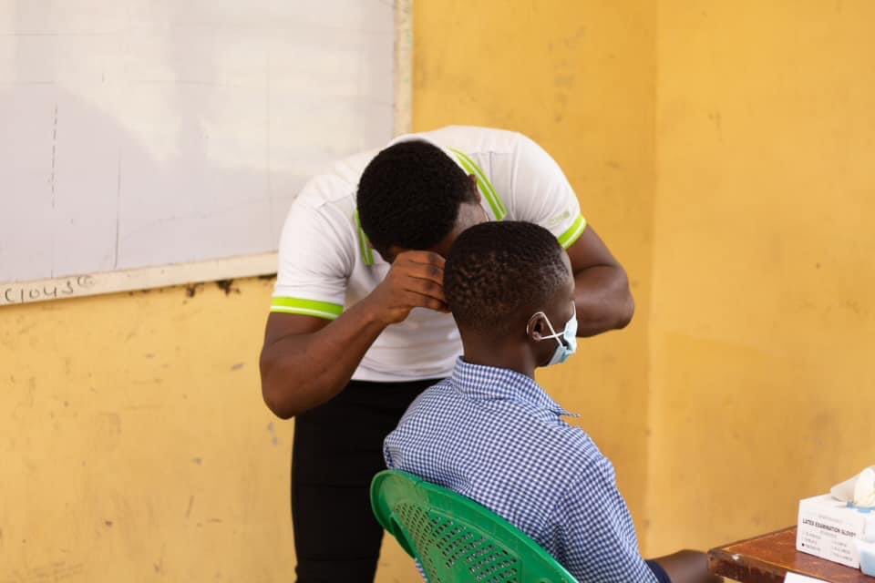 GiftedEnEGh's tweet photo. Get your ears screened today. Practice safe listening habits wear ear plugs at loud places. #TemaBoy #samuelincoom #Arsenal https://t.co/syHhXtGHOu