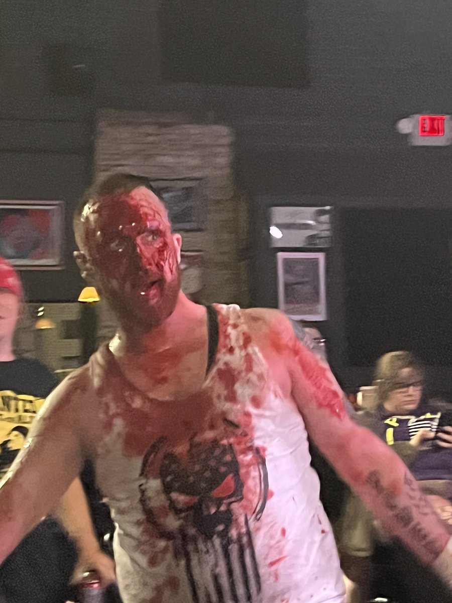 Big_Mo83's tweet photo. @MilitantMadMan you one crazy S.O.B… much love brother @PWPLive @tedandwallys #pwplive https://t.co/HDOEjKpXy9
