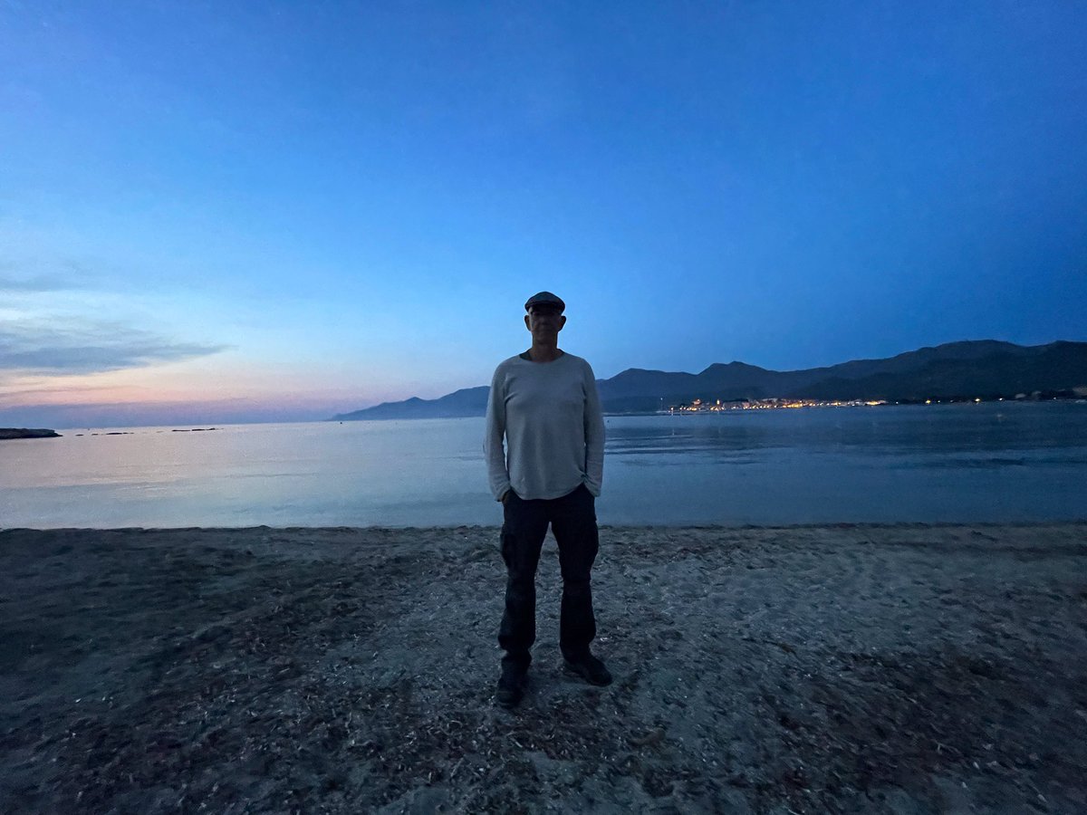 Voor het eerst sinds we samen zijn (10 jr) zijn we langer dan 5 dagen op vakantie. 2 weken totaal. Wat een eindeloze heerlijkheid.